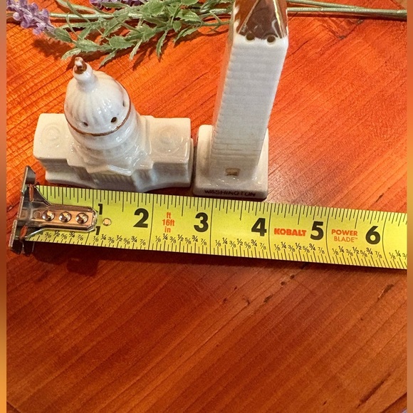 vintage salt & pepper shaker set Washington Monument and U.S. Capital porcelain - Picture 11 of 11